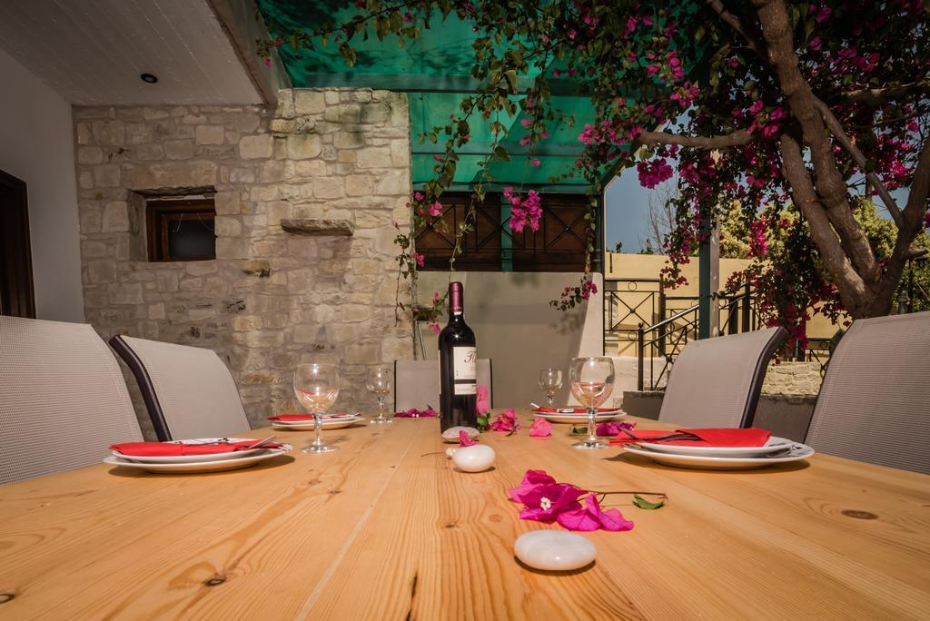 פיטסידיה Bodikos Villas & Apartments מראה חיצוני תמונה