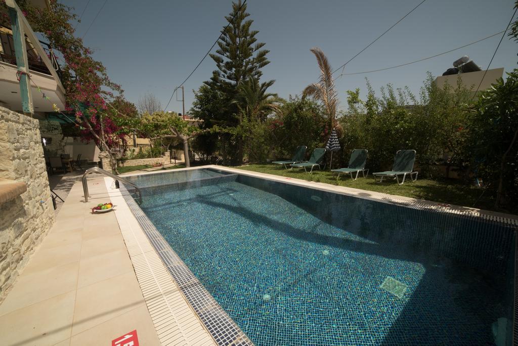 פיטסידיה Bodikos Villas & Apartments מראה חיצוני תמונה