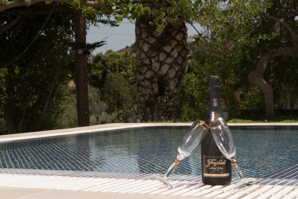 פיטסידיה Bodikos Villas & Apartments מראה חיצוני תמונה