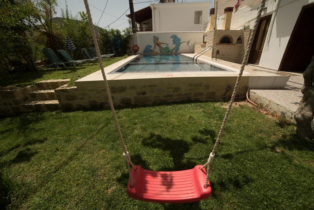 פיטסידיה Bodikos Villas & Apartments מראה חיצוני תמונה