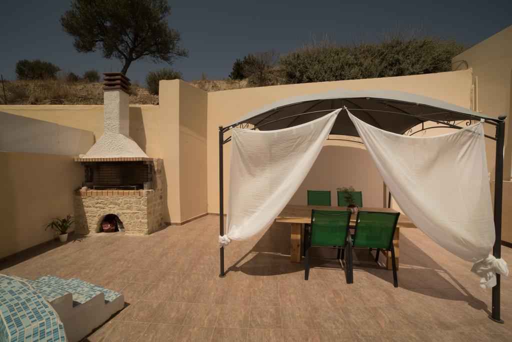 פיטסידיה Bodikos Villas & Apartments מראה חיצוני תמונה