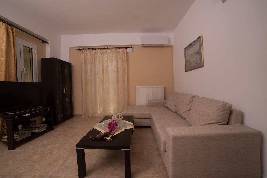 פיטסידיה Bodikos Villas & Apartments מראה חיצוני תמונה